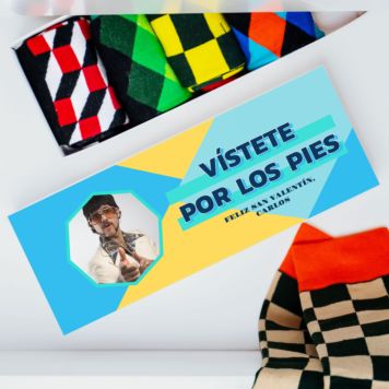 Caja de calcetines con imagen y texto